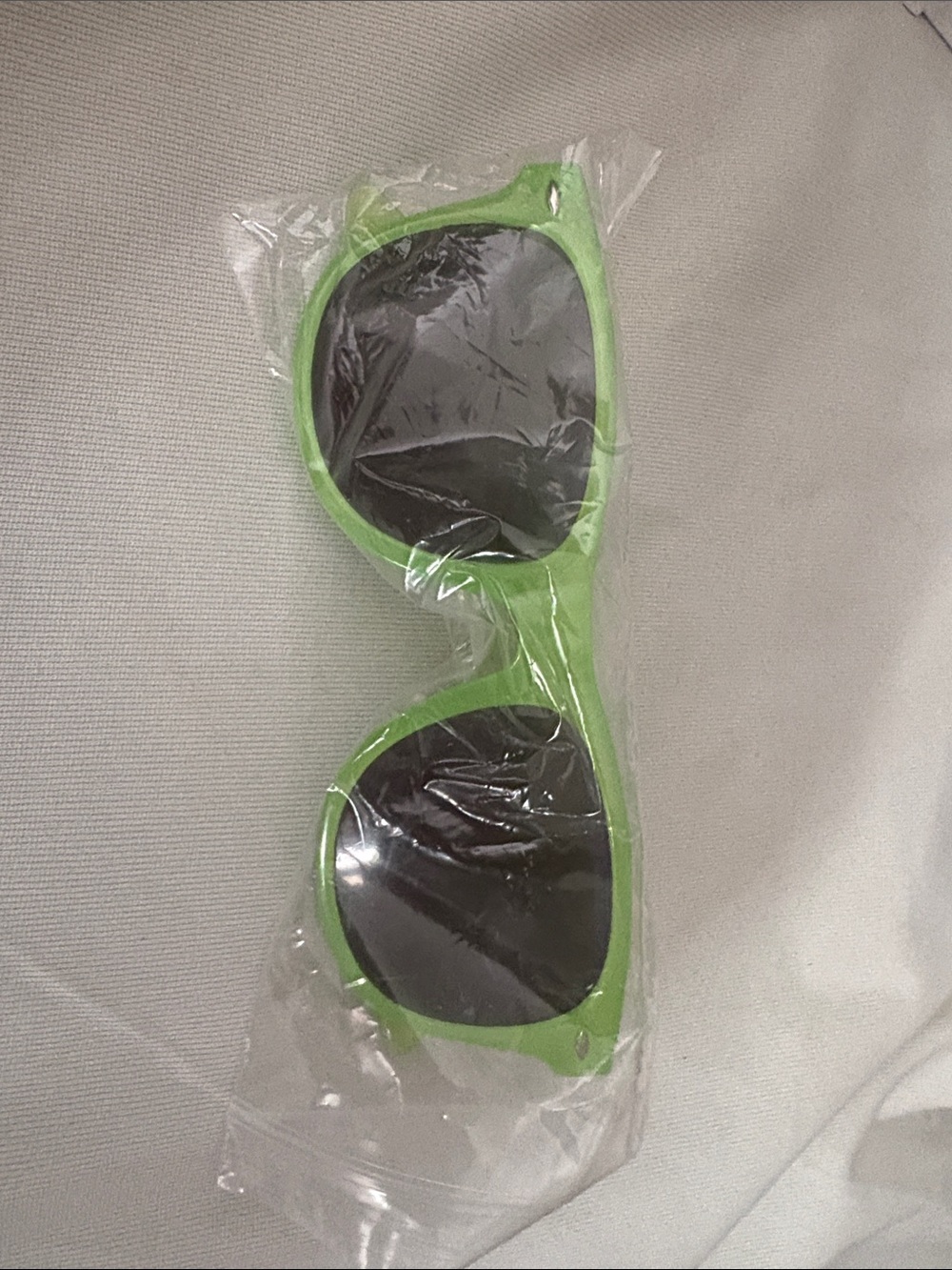 Green Wayfarer Sunglasses for Men - Classic UV Protection